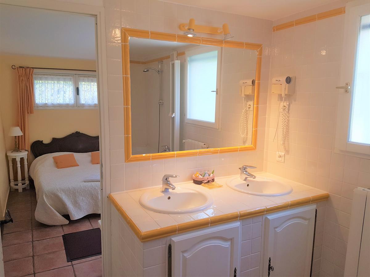 B&B With Charm, Quiet, Kitchen, Sw Pool. Grasse Exterior photo